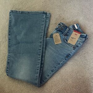 Levi's Light Blue Relaxed Fit Flare Jeans size 23 x 32 
Brand new w tag!